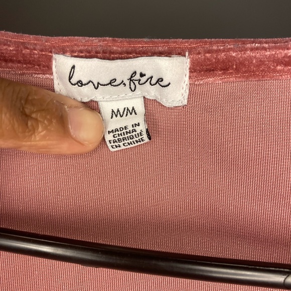 Love, Fire Velvet Pink Ruched Long Sleeve Top - Picture 5 of 5